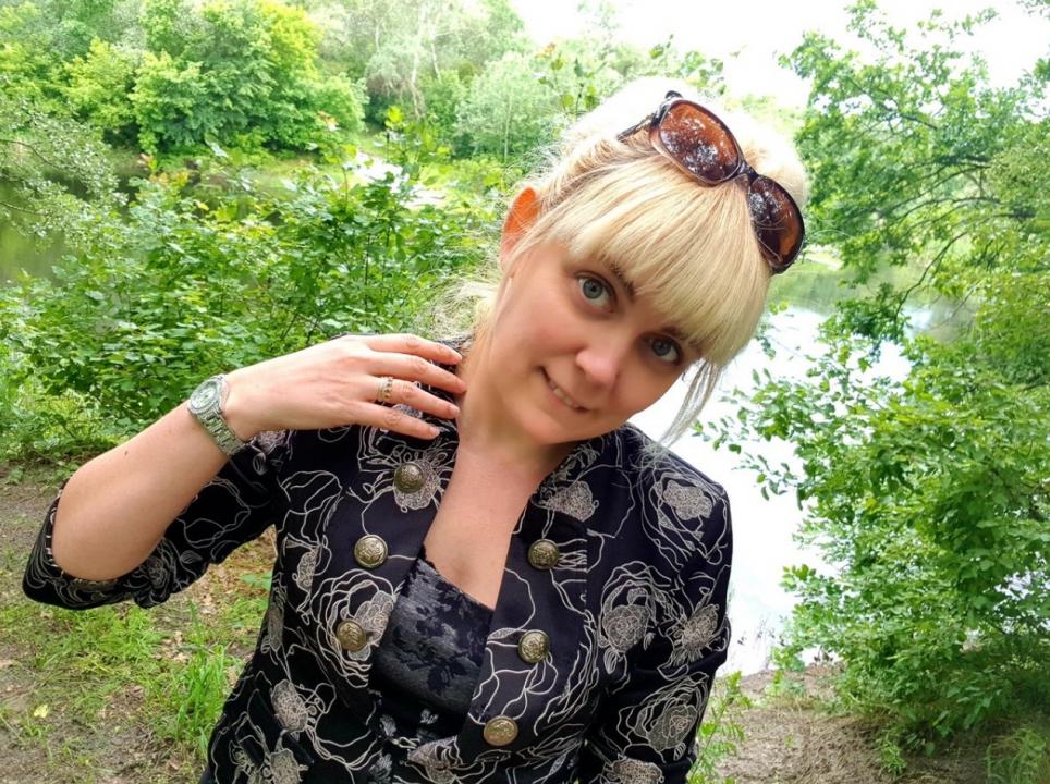 Webcam chat profile for milkymilkees: Leather