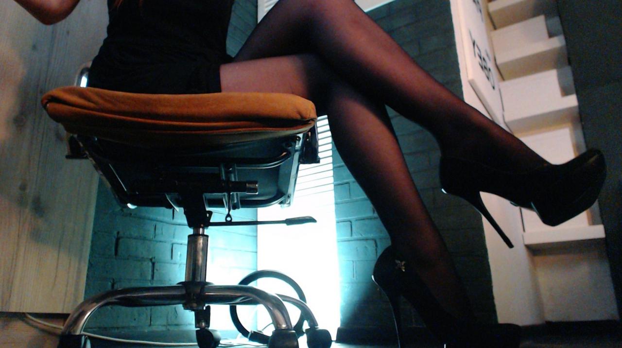Webcam chat profile for PaypetHolder: Dominatrix