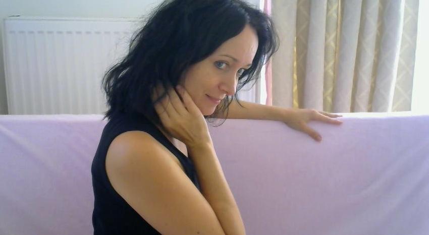 Webcam chat profile for blueflower: Lingerie & stockings
