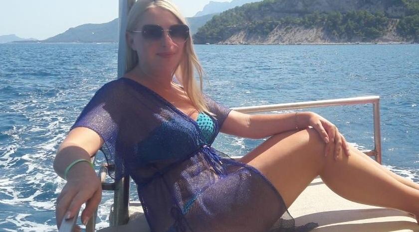 Webcam chat profile for AngelicaRose33: Fitness