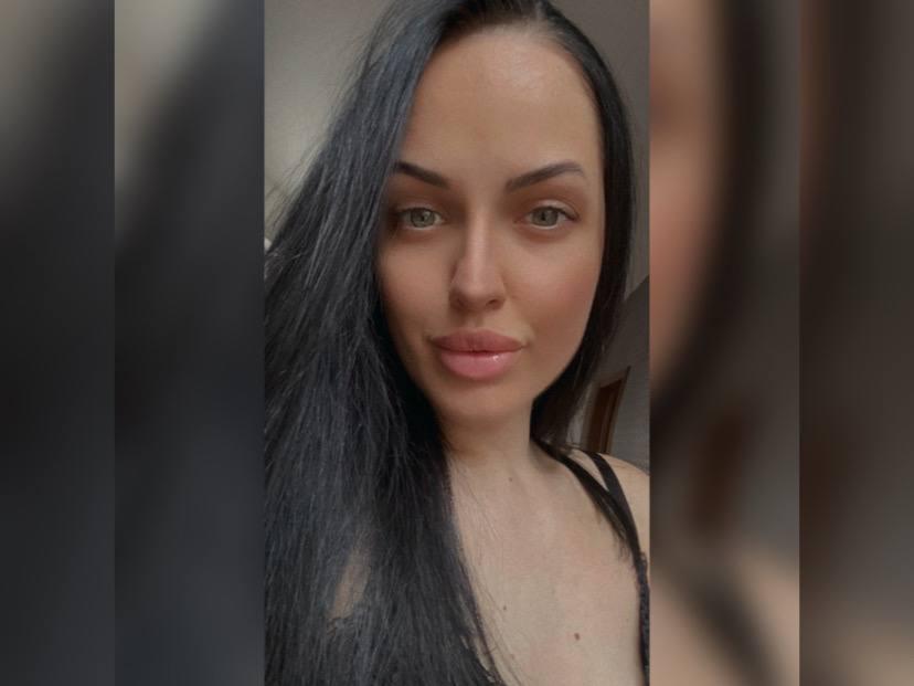 Webcam chat profile for BabyHoney6
