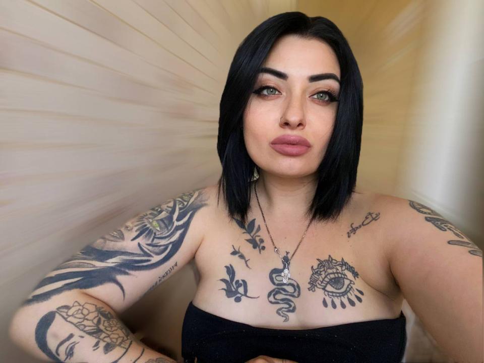 Webcam chat profile for 1MisssKet: Ask about my Hobbies