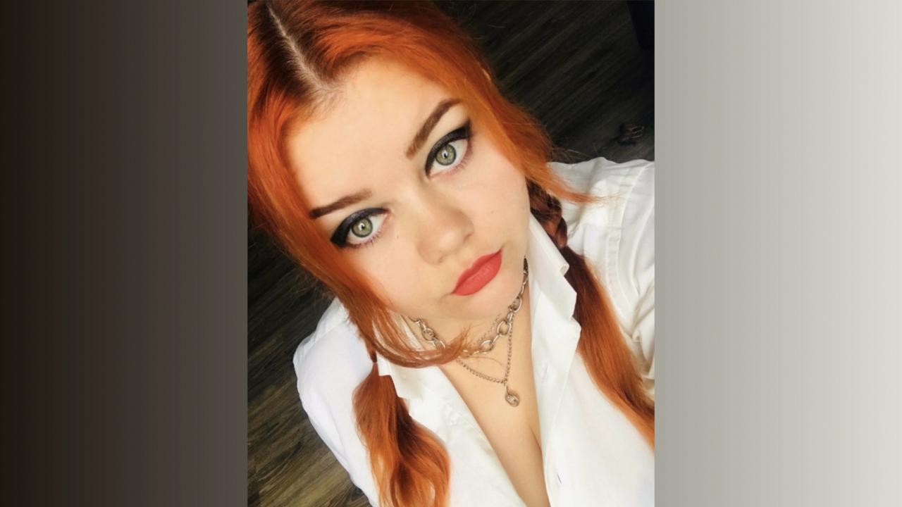 Webcam chat profile for Sweetangel: Leather