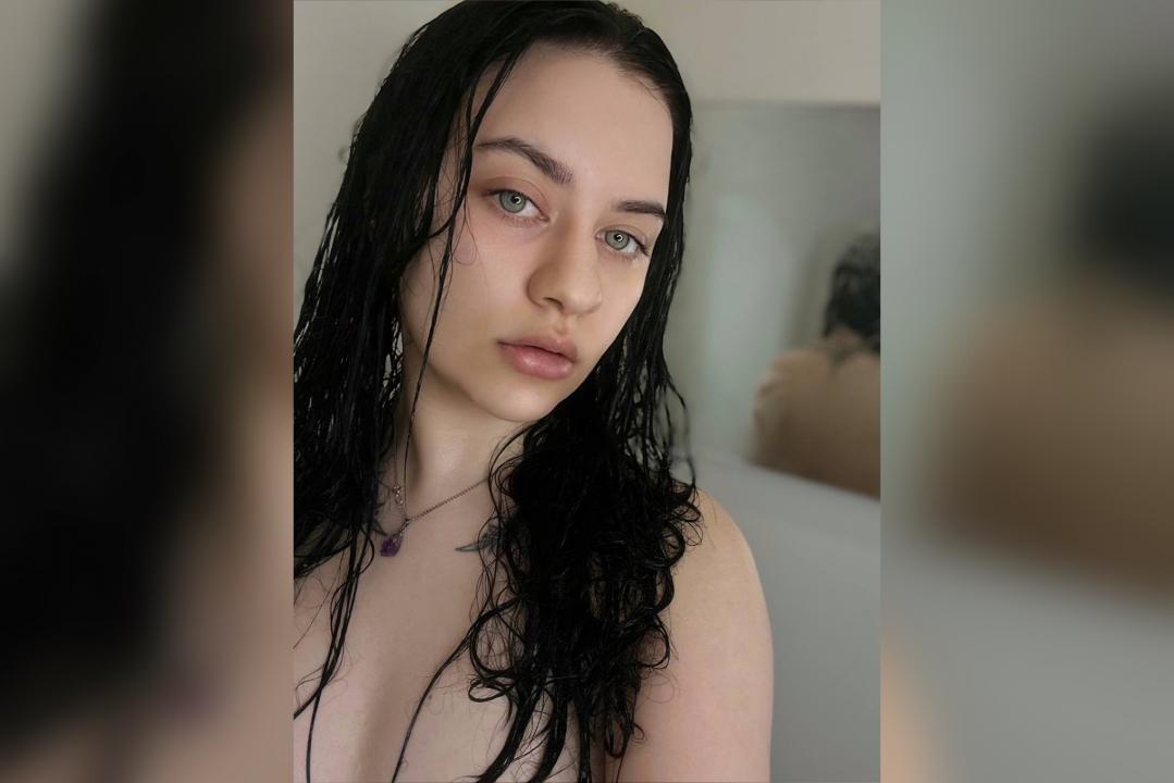 Webcam chat profile for S1weetPeach: Photography