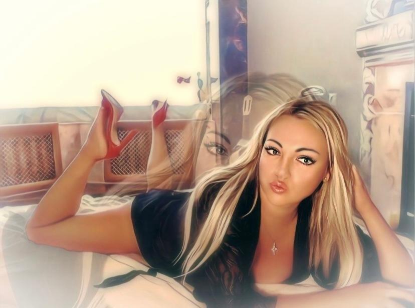 Webcam chat profile for Sirenaxxx1: Dominatrix