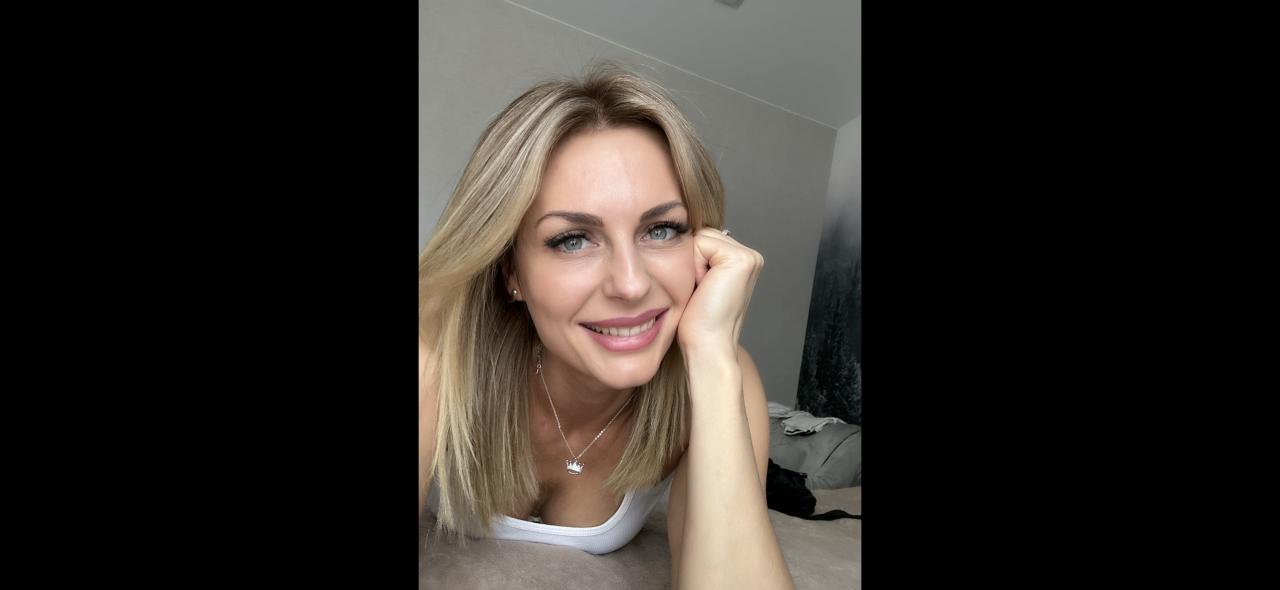 Start LIVE VideoChat with WomanForU