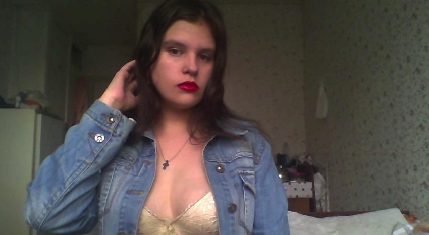 Webcam chat profile for Allexxa19