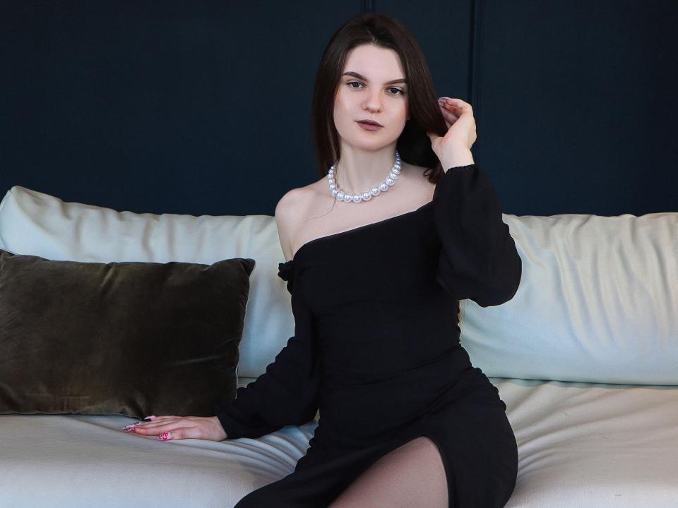 Webcam chat profile for NellyMoon: Lingerie & stockings