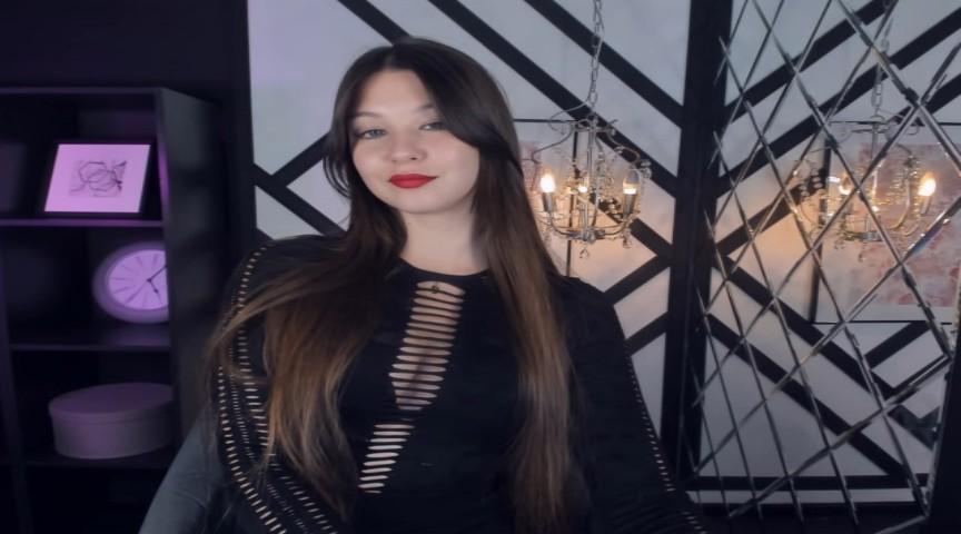 Webcam chat profile for ElizaMild: Dominatrix