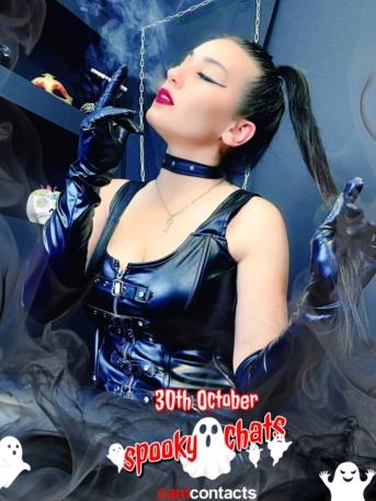 Webcam chat profile for DommeMadeleine: Dominatrix