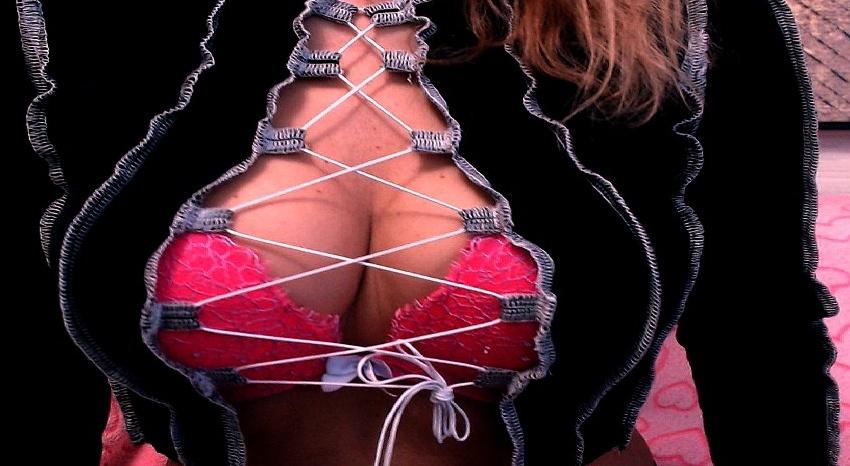 Webcam chat profile for SexyLexyHD: Bondage & discipline