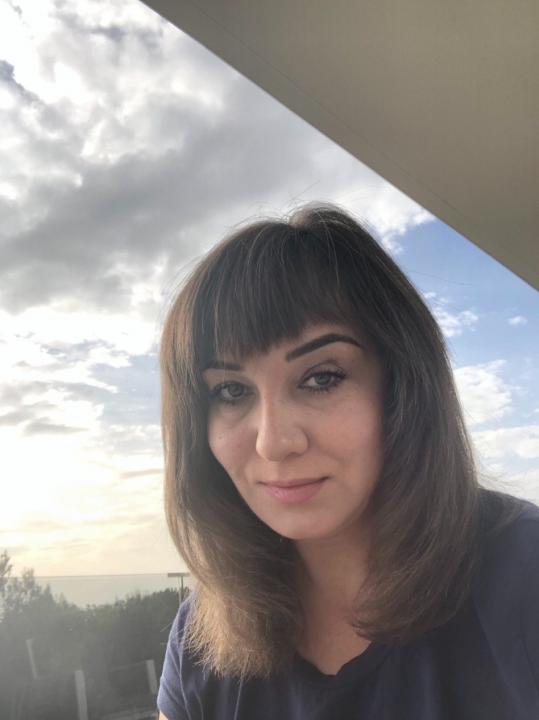 Webcam chat profile for StarryDream7: Cooking