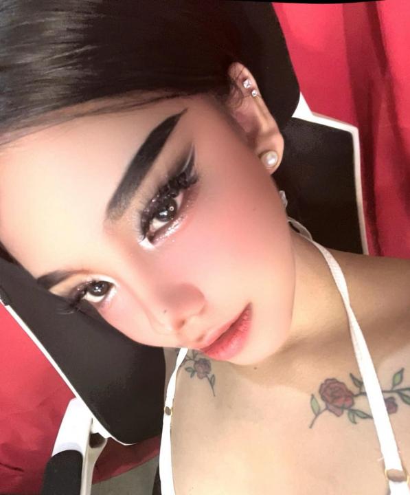 Webcam chat profile for Unefilipina: Bondage & discipline