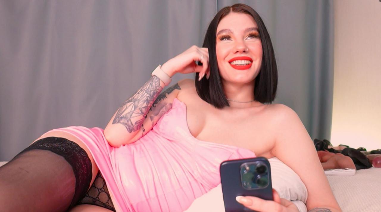 Webcam chat profile for JustMarie: Bondage & discipline