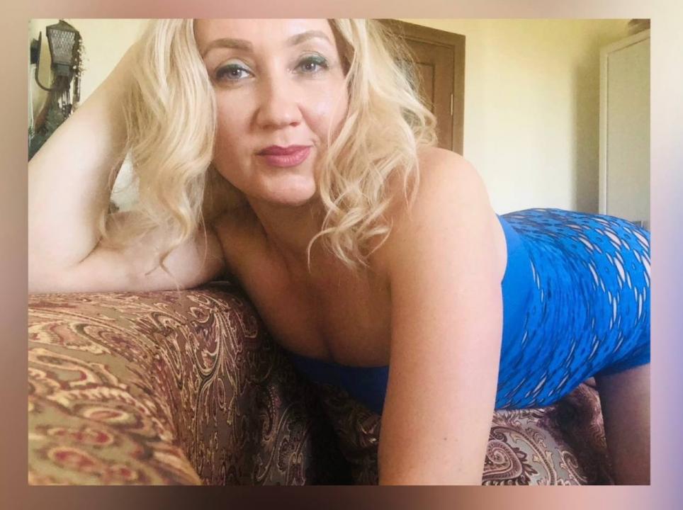 Webcam chat profile for LovelyViictor1a