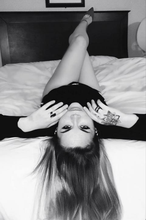 Webcam chat profile for LotusGrase: Dancing