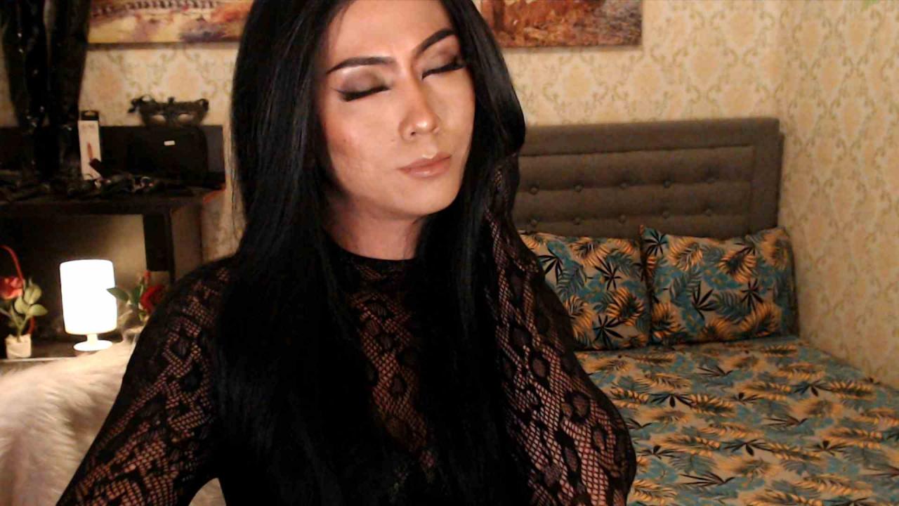 Webcam chat profile for CravingContessa: Bondage & discipline