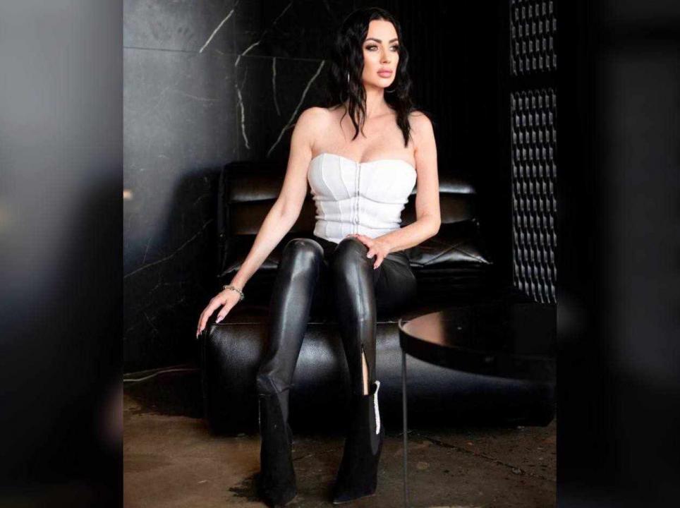 Webcam chat profile for 00Yourlove: Ask about my other interests