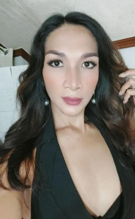 Webcam chat profile for HotSweetMiles: Bondage & discipline