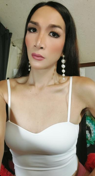 Webcam chat profile for HotSweetMiles: Bondage & discipline
