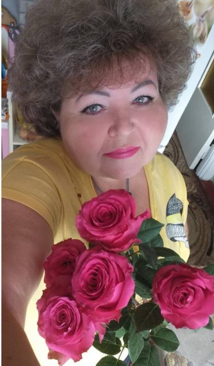 Webcam chat profile for 0PlusSize: Strip-tease