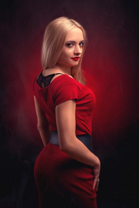Webcam chat profile for lollyjull: Bondage & discipline