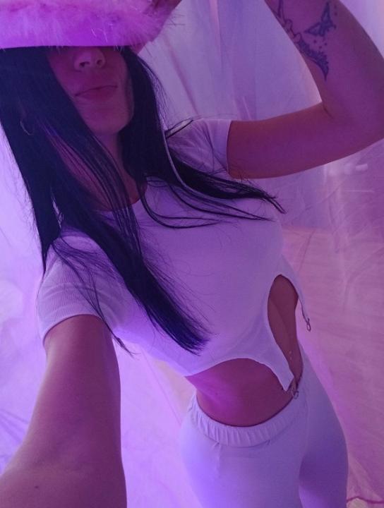 Webcam chat profile for BlackBanny: Lingerie & stockings