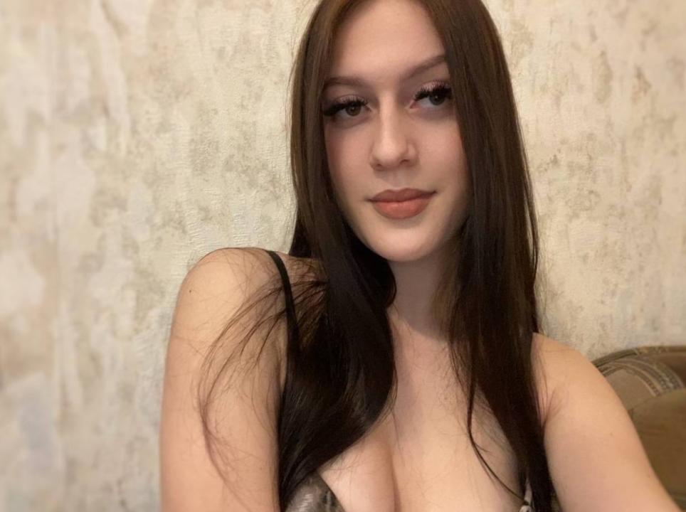 Webcam chat profile for AurumPurum: Outfits