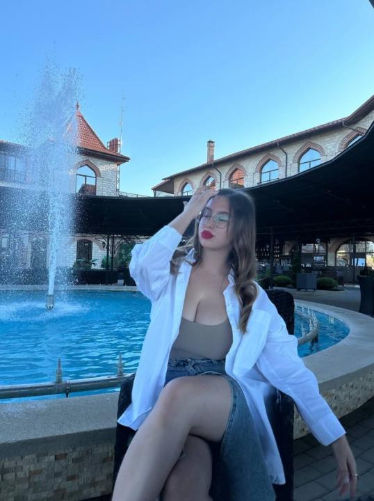 Webcam chat profile for Kat6hy: Ask about my other fetishes