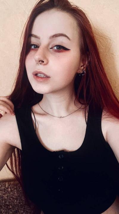 Webcam chat profile for GloriaA: Ask about my Hobbies
