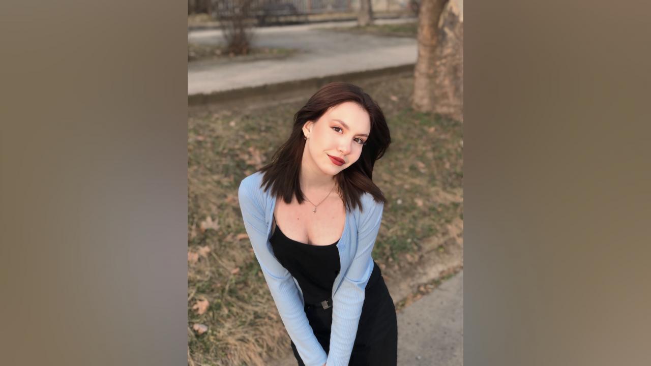 Webcam chat profile for St2asya: Ask about my Hobbies