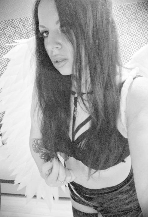 Webcam chat profile for 0001Empress