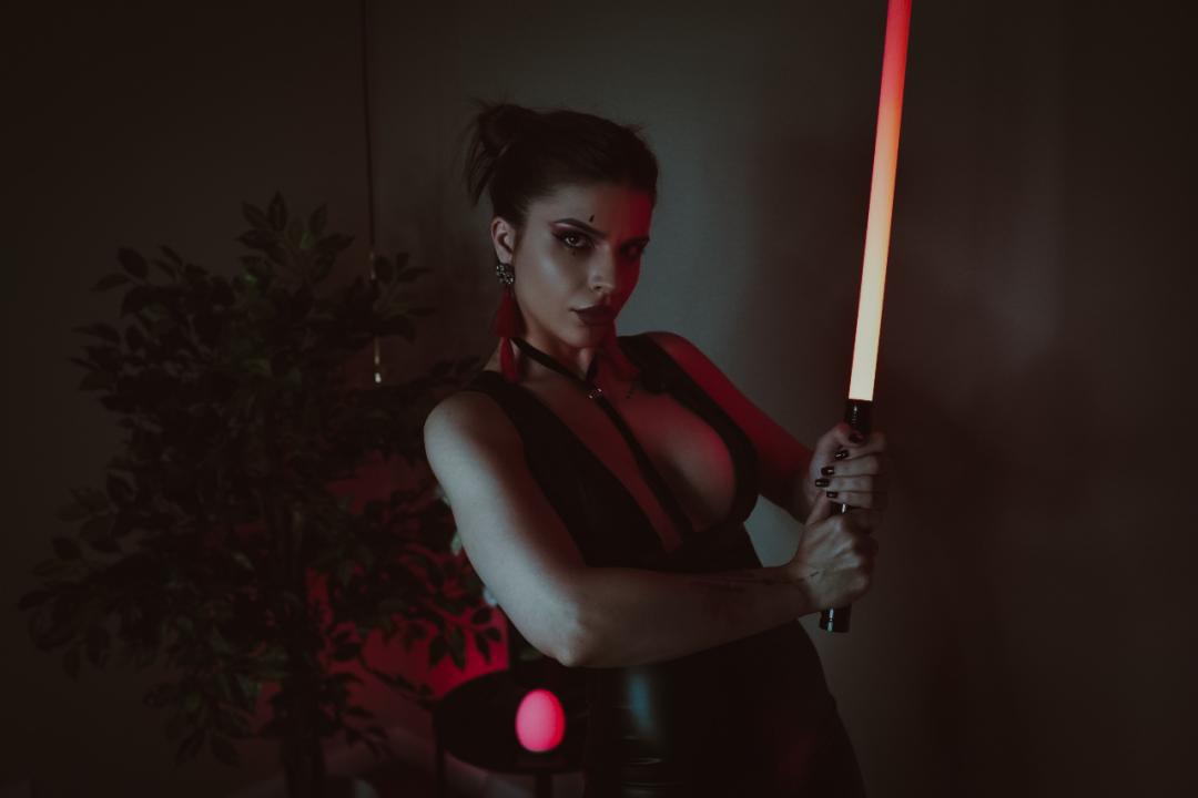 Webcam chat profile for AlexaCreed: Dominatrix
