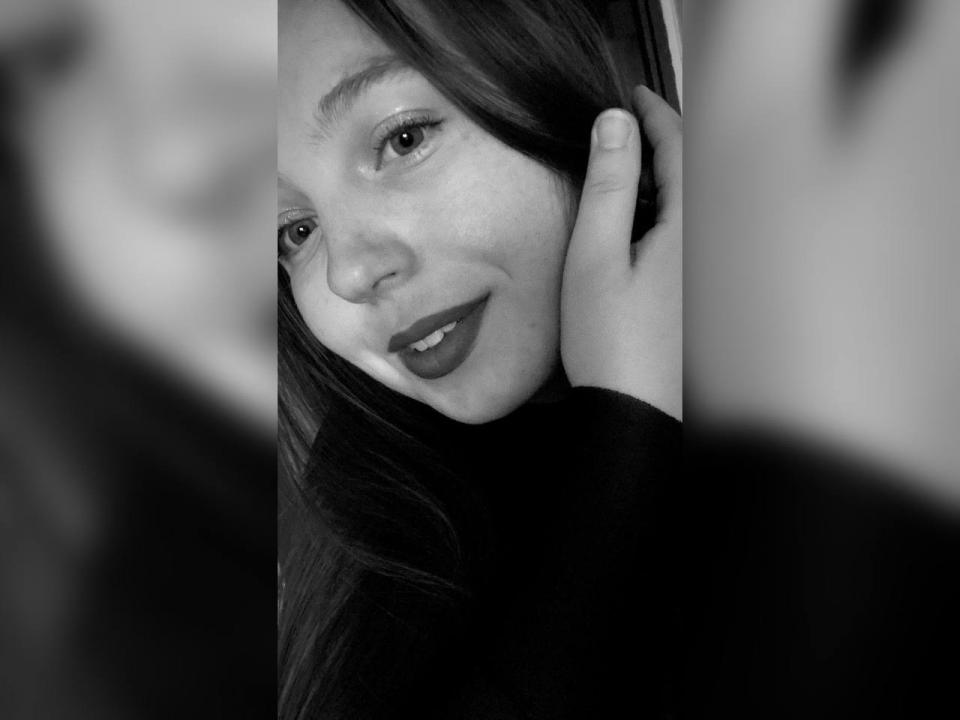 Webcam chat profile for BlushBerry