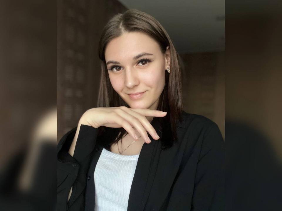 Webcam chat profile for Lintaniya: Ask about my Hobbies