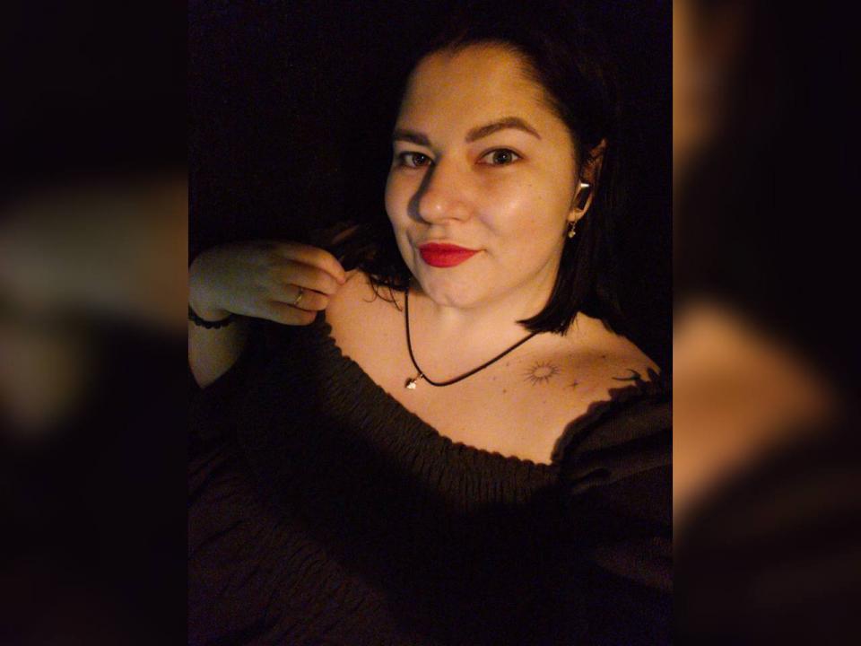 Webcam chat profile for SoftDahlia