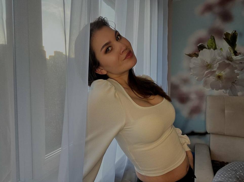Webcam chat profile for Yantian: Ask about my Hobbies
