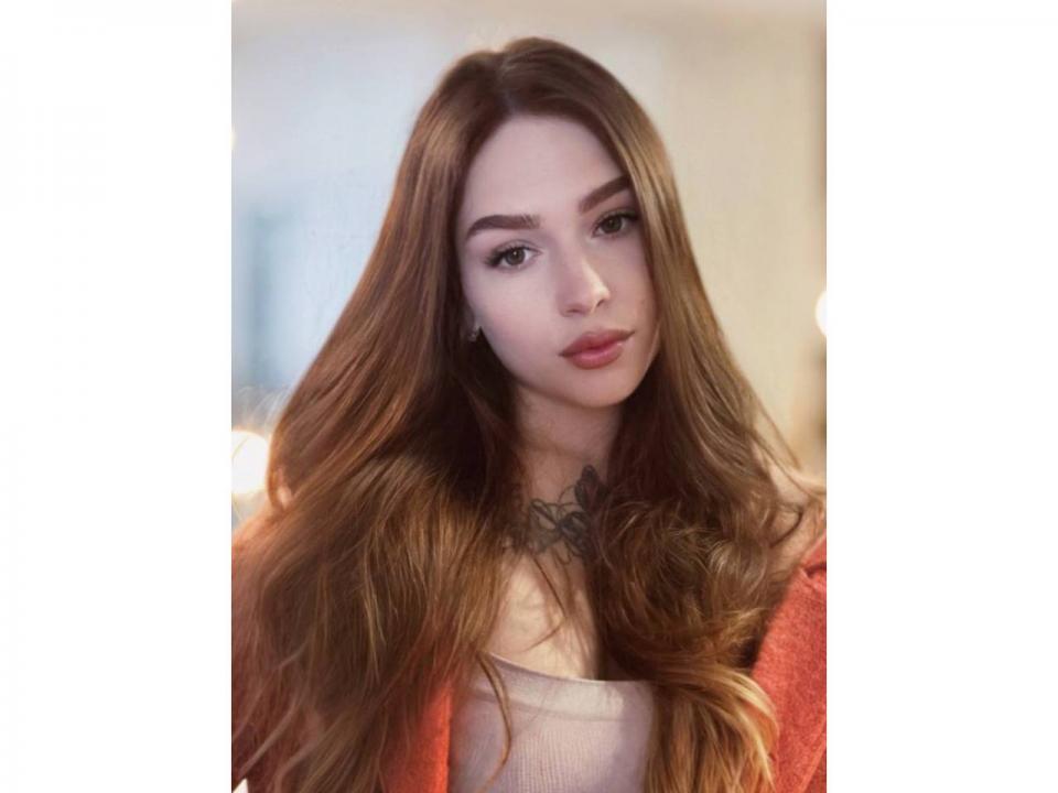 Webcam chat profile for Solomiia: Ask about my Hobbies