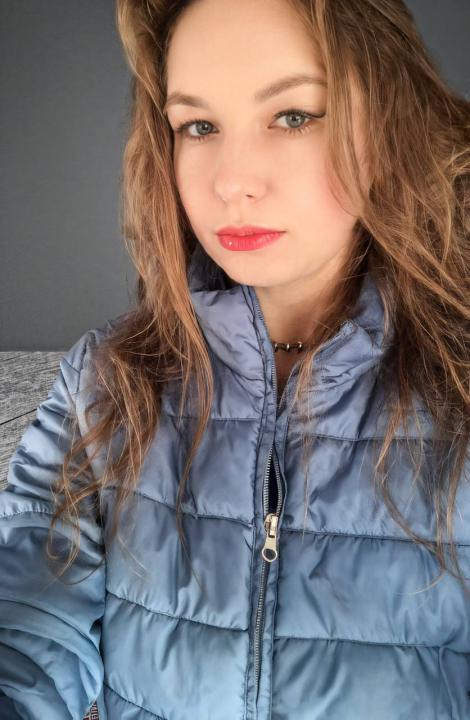 Webcam chat profile for AshleySwon7581