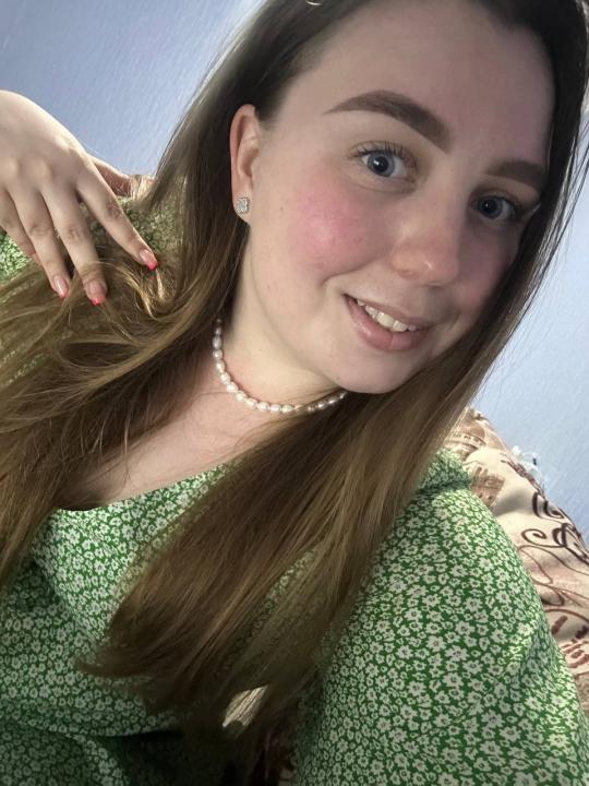 Webcam chat profile for BlushBerry