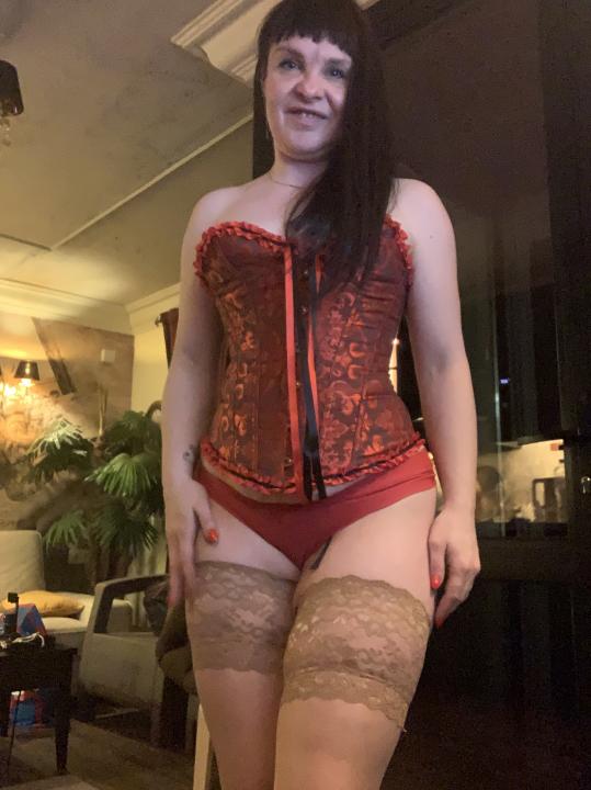 Webcam chat profile for Destinybbb: Bondage & discipline