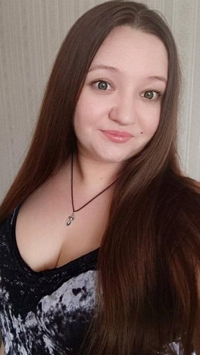 Webcam chat profile for 00Ariana: Ask about my Hobbies