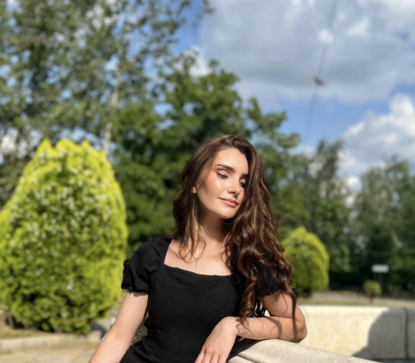 Webcam chat profile for Sweetgirl20255: Dancing