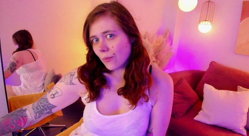 Webcam chat profile for SophiePure: Bondage & discipline