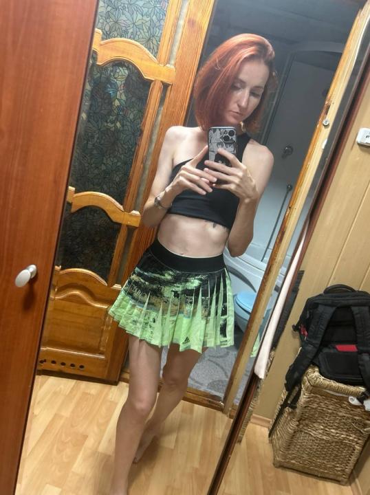 Webcam chat profile for KatrynDavis: Piercings & tattoos