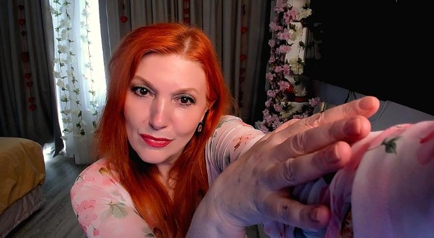 Webcam chat profile for AlmazFireFoxOne: Kissing