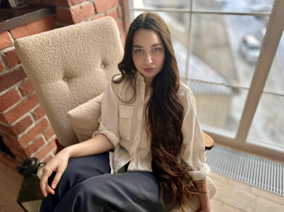 Webcam chat profile for LilianCat: Legs, feet & shoes