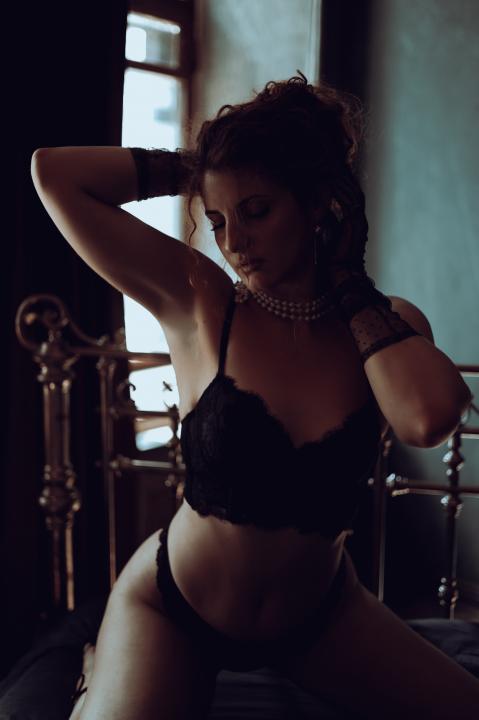 Webcam chat profile for MaryLadyyy111: Ask about my other interests