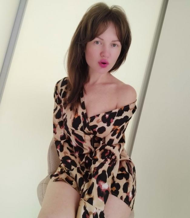 Webcam chat profile for CelesteDior: Outfits