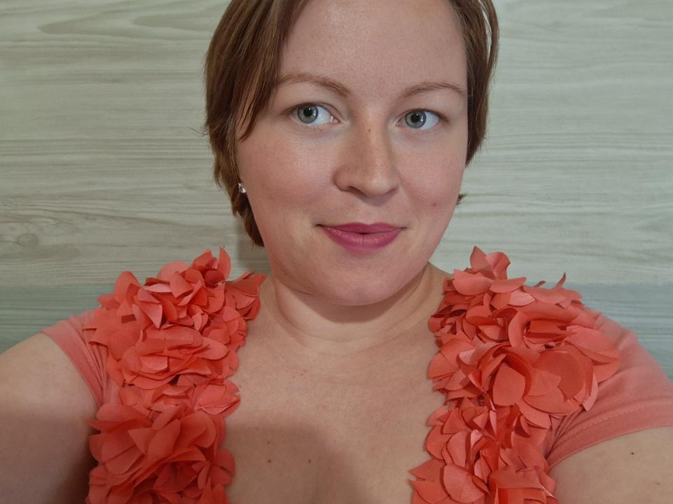 Webcam chat profile for sweetcandymmm: Smoking